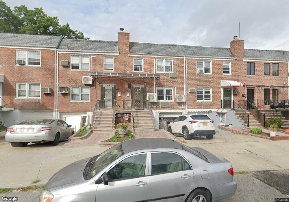 6710 198th St, Fresh Meadows, NY 11365 - photo 1