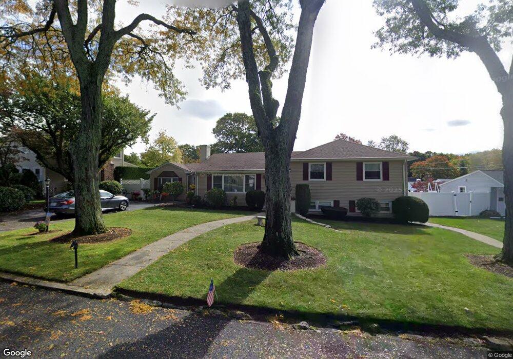 24 Park Forest Rd, Cranston, RI 02920 - photo 1