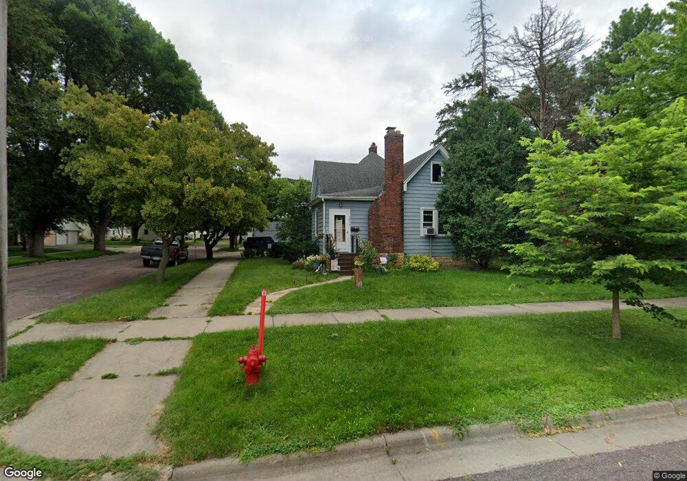 1435 N 4th St, Mankato, MN 56001 - photo 1