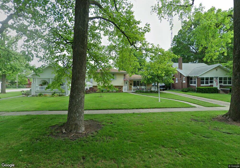 116 Wabash Ave, Mattoon, IL 61938 - photo 1