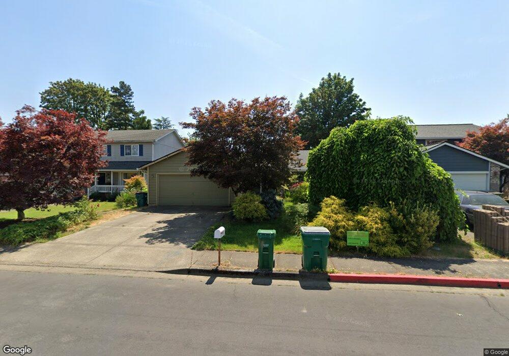 942 SE Oak St, Dundee, OR 97115 - photo 1