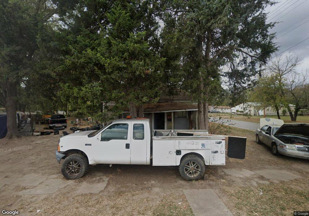 1328 N Alabama Ave, Okmulgee, OK 74447 - photo 1