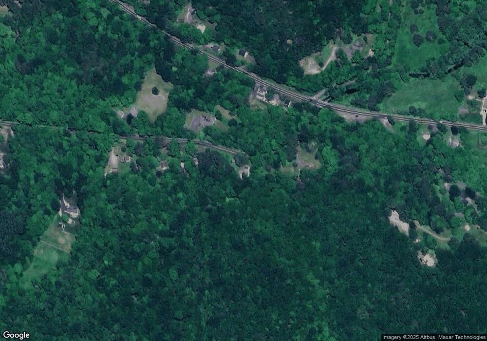 23 Hoop Pole Hill Rd, Woodbury, CT 06798 - photo 1