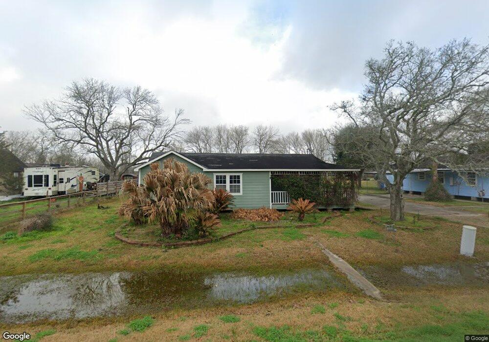 1818 County Road 180, Alvin, TX 77511 - photo 1