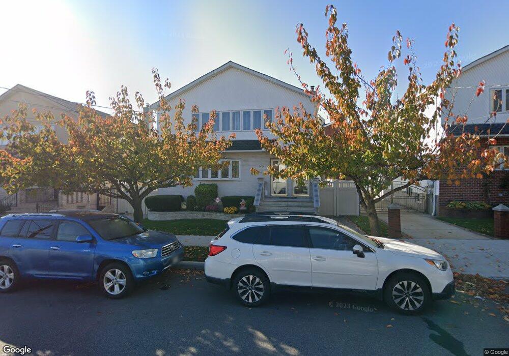 9404 Albert Rd, Ozone Park, NY 11417 - photo 1