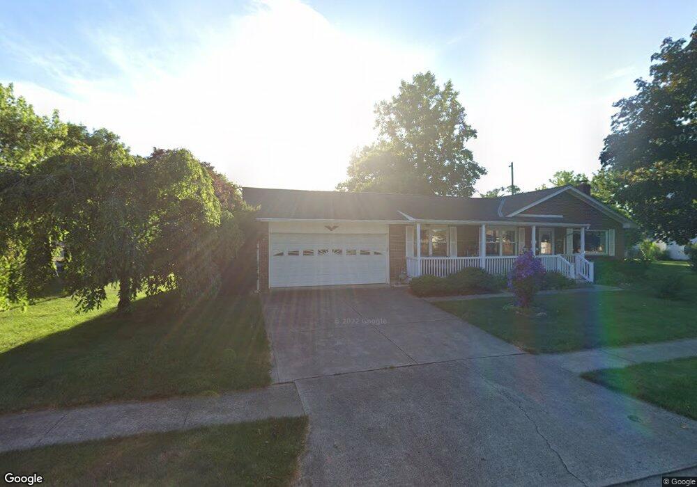 1515 Fahlander Dr N, Columbus, OH 43229 - photo 1