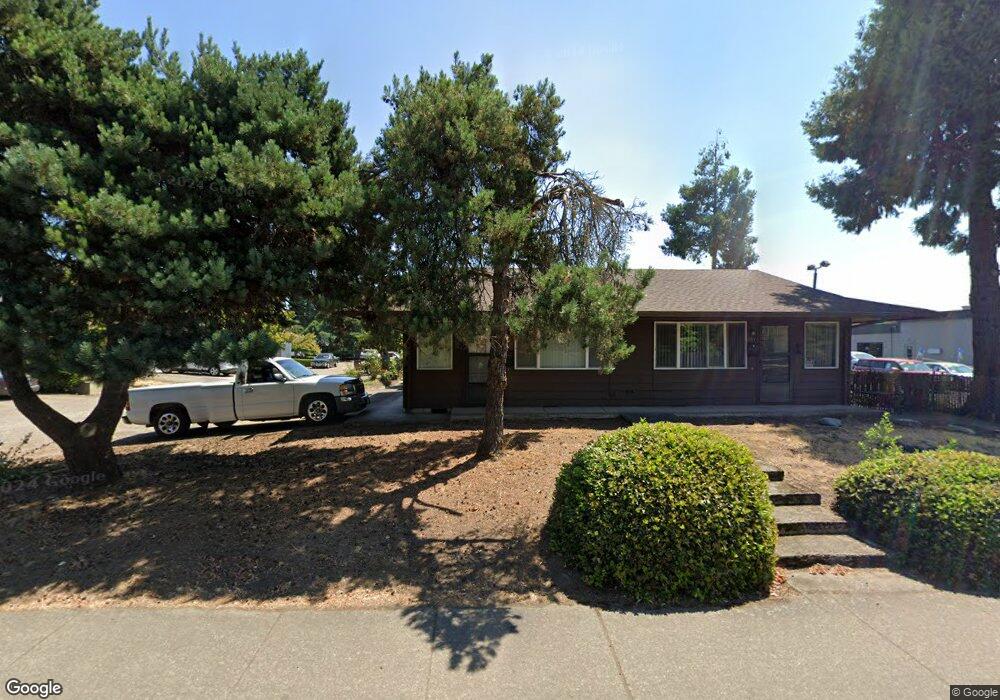 981 Chambers St, Eugene, OR 97402 - photo 1