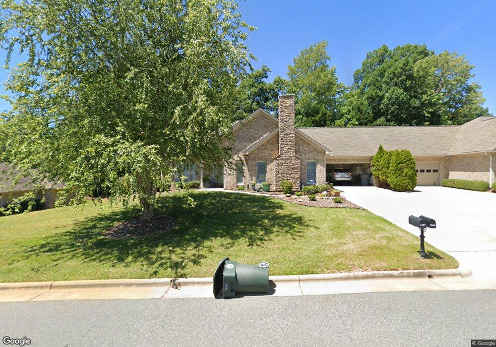 1137 Lexington Commons Dr, Asheboro, NC 27205 - photo 1