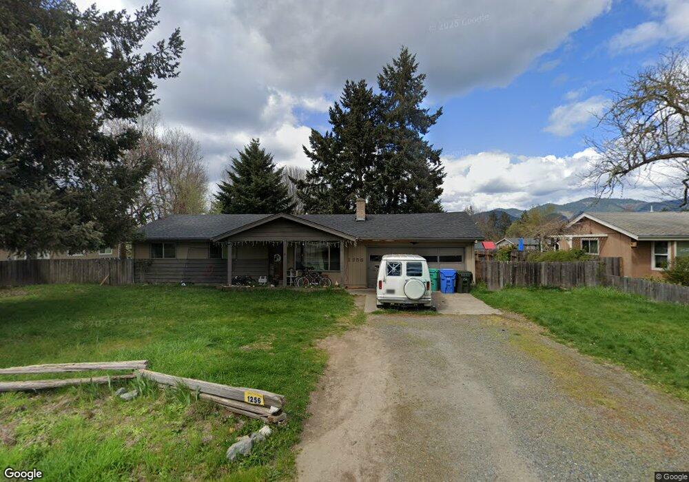 1256 Monroe Way, Grants Pass, OR 97527 - photo 1