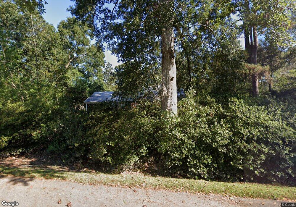 1104 W Fourth Ave, Picayune, MS 39466 - photo 1