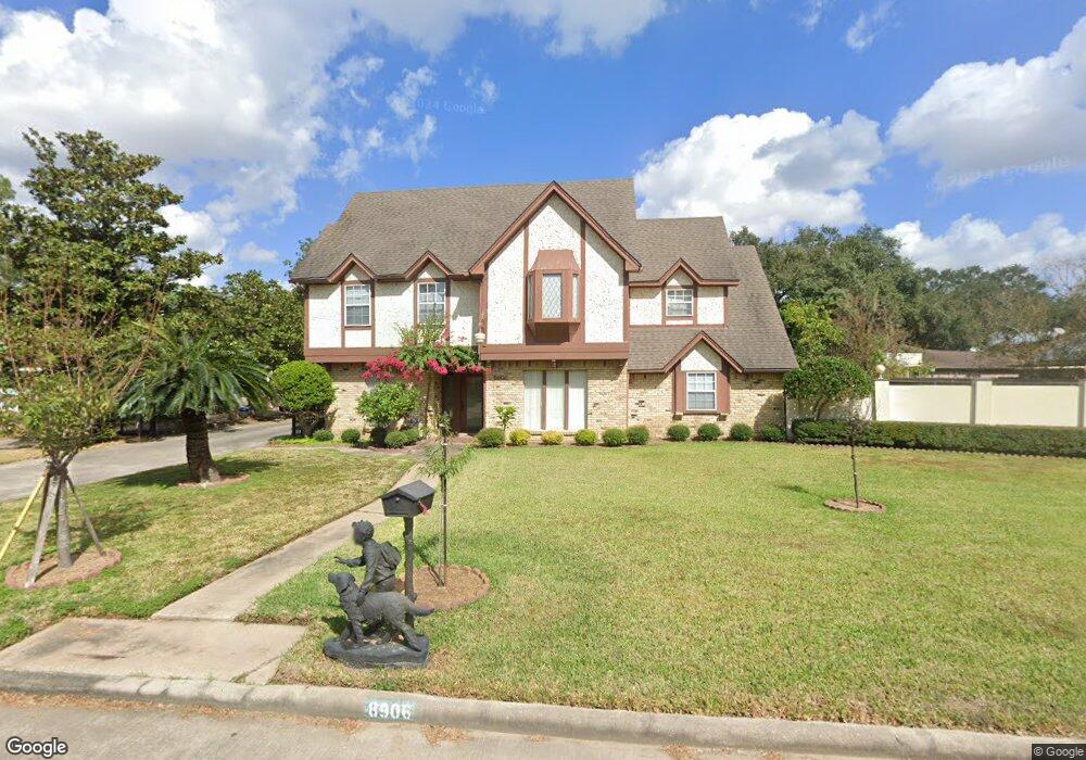 8906 Wilson Reid Dr, Houston, TX 77040 - photo 1