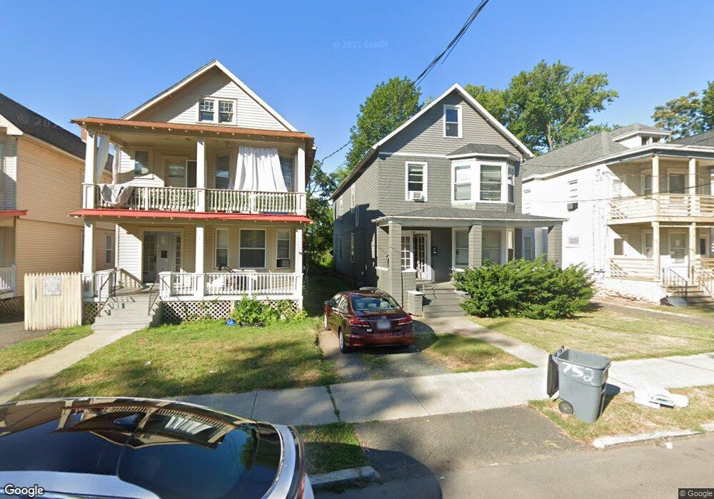 752 Myrtle Ave, Albany, NY 12208 - photo 1