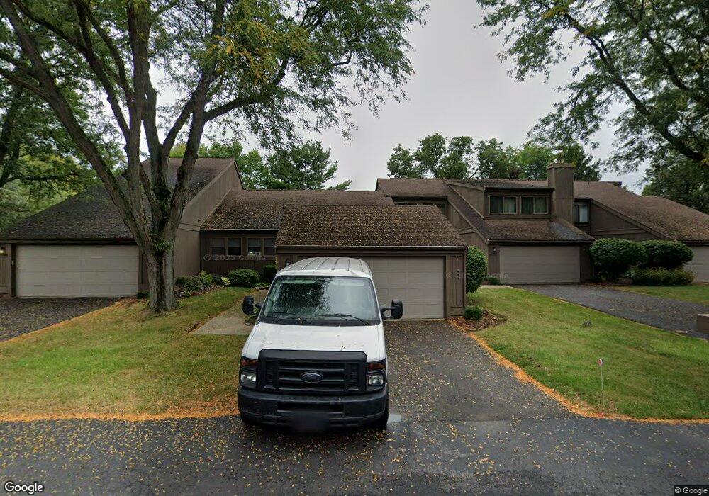 2092 Brookhurst Ave unit 45B, Columbus, OH 43229 - photo 1