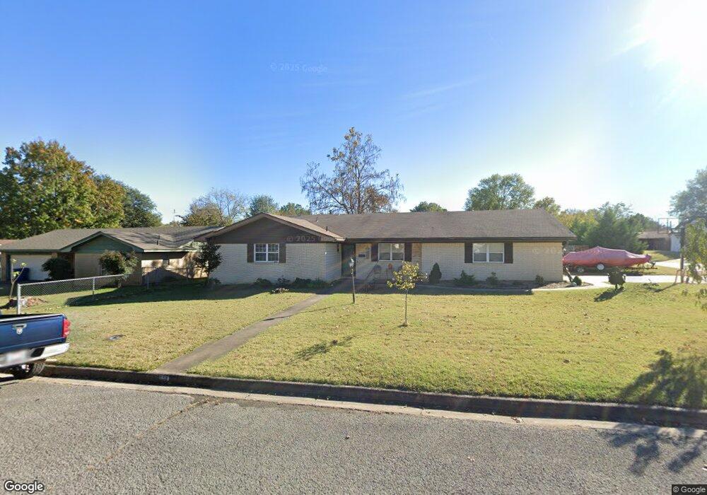 604 Lampton Ln, McAlester, OK 74501 - photo 1