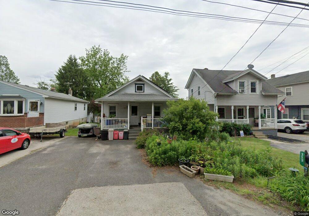 311 E Dutton Mill Rd, Brookhaven, PA 19015 - photo 1