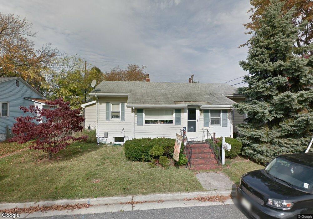 266 Laurel St, Penns Grove, NJ 08069 - photo 1