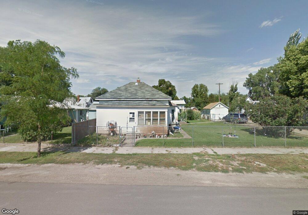 1027 Cedar St, Forsyth, MT 59327 - photo 1