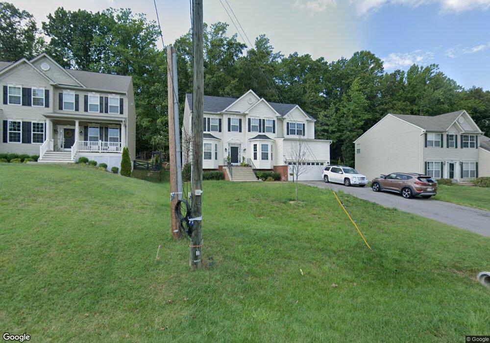 18716 Kerill Rd, Triangle, VA 22172 - photo 1