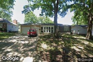 808 W 28th St, Lawrence, KS 66046