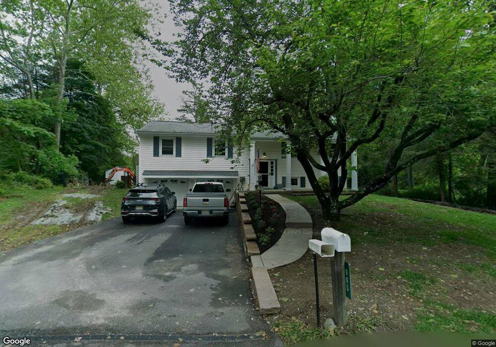 965 Edgewood Dr, Newton, NJ 07860 - photo 1