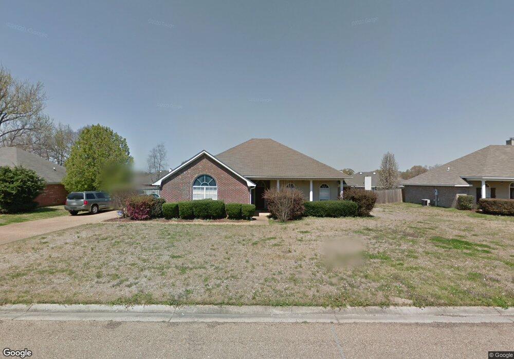 9909 Crooked Creek Cir, Byram, MS 39272 - photo 1