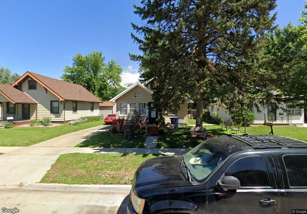 2404 E Walnut St, Des Moines, IA 50317 - photo 1