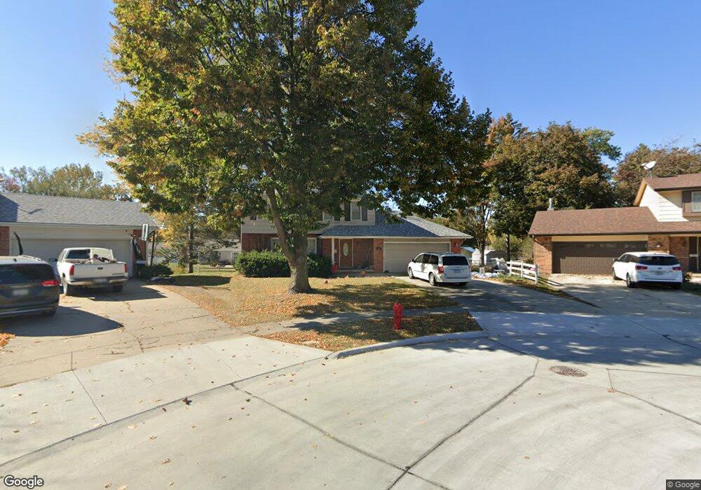 1420 N 7th Ave E, Newton, IA 50208 - photo 1