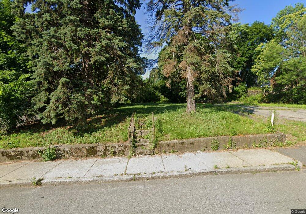 24 Jackson St, Worcester, MA 01608 - photo 1