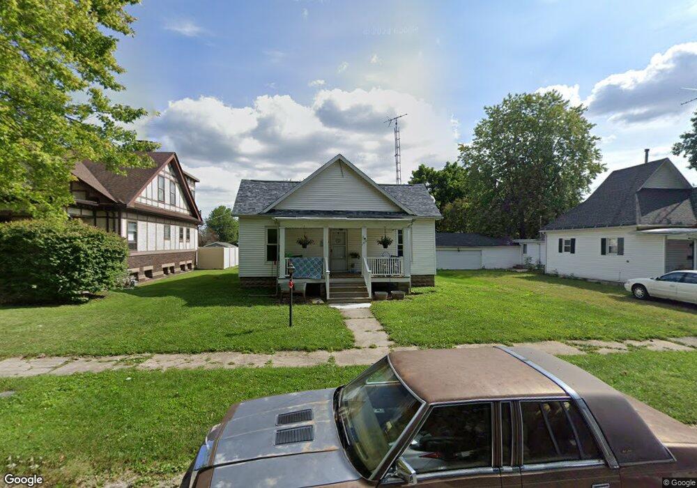 109 W Houghton St unit 1, Tuscola, IL 61953 - photo 1