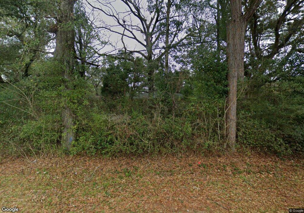 8316 Eight Mile Creek Rd, Pensacola, FL 32526 - photo 1