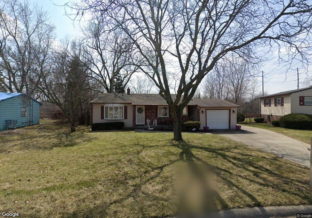 3371 Ridgecliffe Dr, Flint, MI 48532 - photo 1