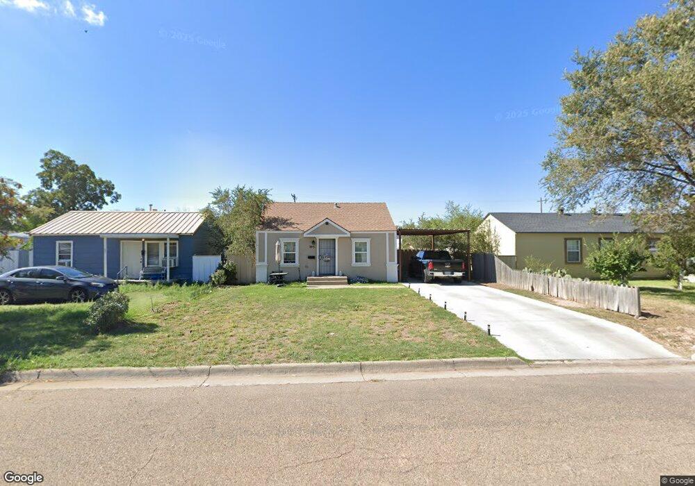 705 Spruce Ave, Dumas, TX 79029 - photo 1