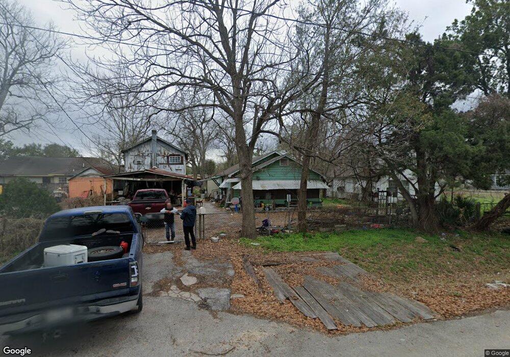 607 Caperton St, Houston, TX 77022 - photo 1