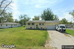 7 W Westway Dr, Decatur, IL 62522