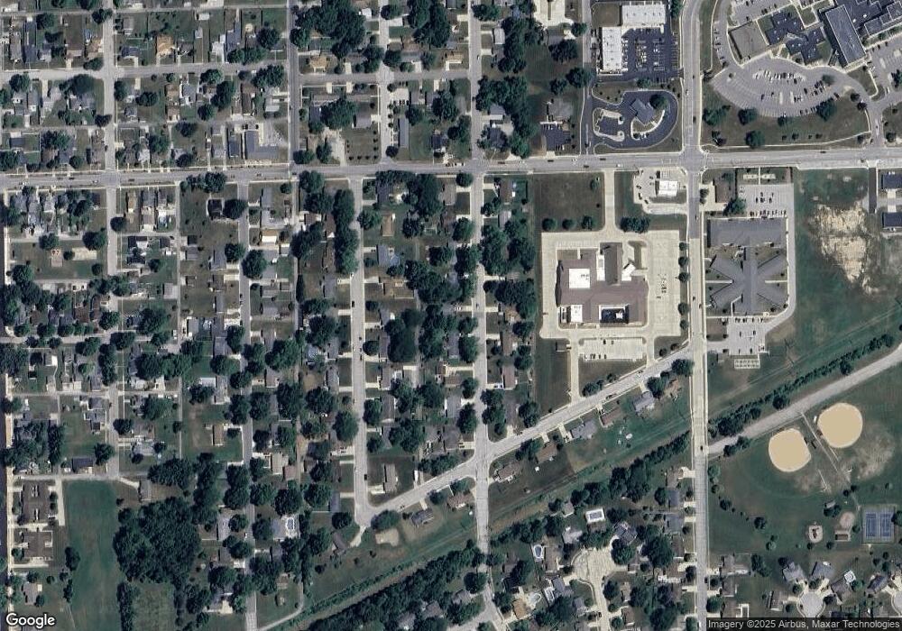 109 S Dewey St, Auburn, IN 46706 - photo 1