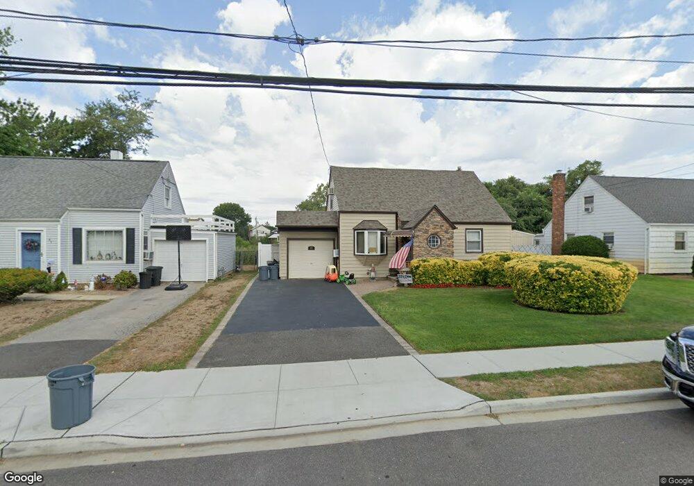 45 Jedwood Place, Valley Stream, NY 11581 - photo 1