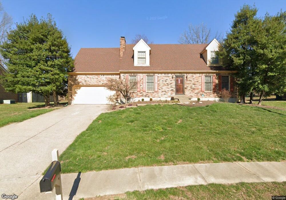 1146 Creekview Cir, New Albany, IN 47150 - photo 1