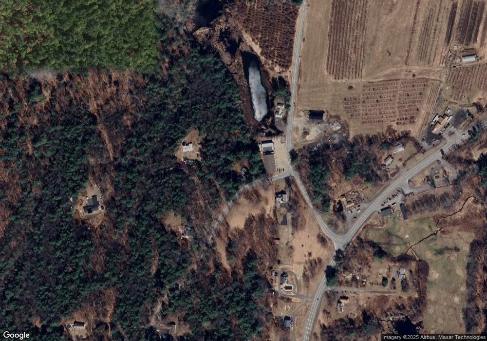 256 Skinner Rd, Shelburne Falls, MA 01370 - photo 1