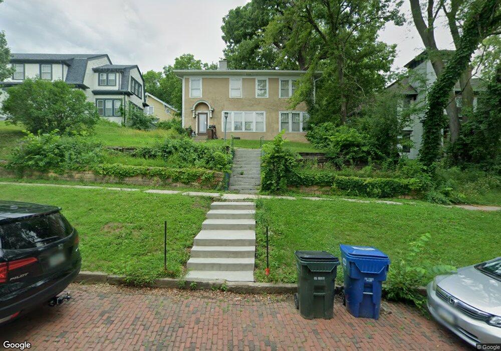 1210 E 9th St, Davenport, IA 52803 - photo 1