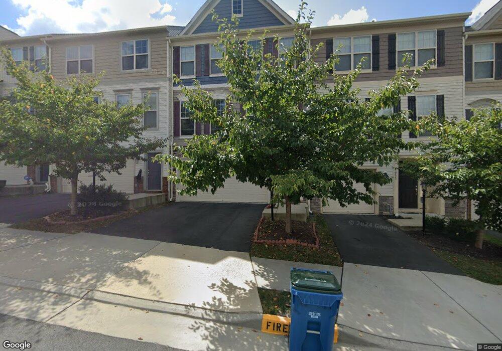 42725 Ogilvie Square, Ashburn, VA 20148 - photo 1