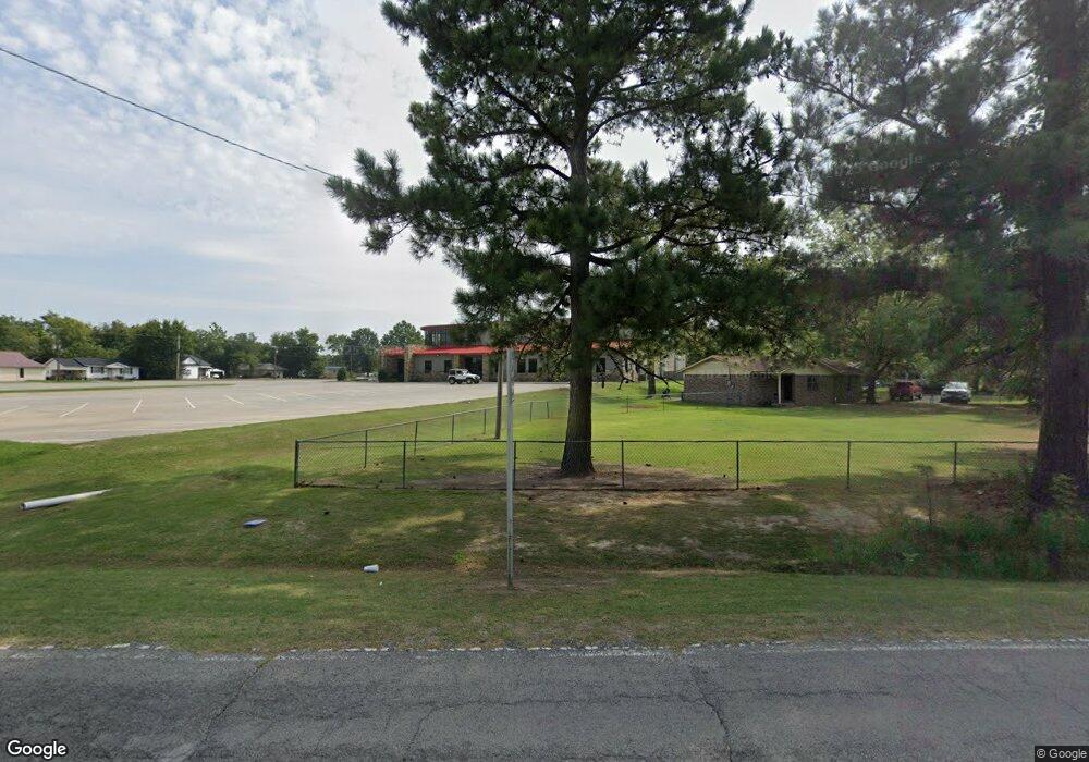 300 SE 3rd St, Stigler, OK 74462 - photo 1