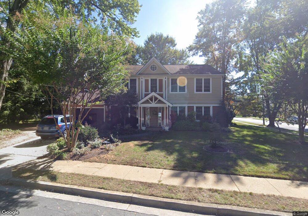 206 Scott Cir SW, Vienna, VA 22180 - photo 1