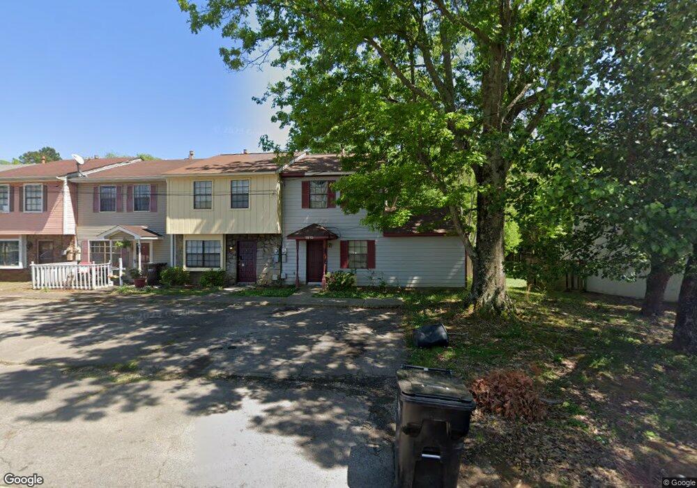 1915 Springlake Ct, Birmingham, AL 35215 - photo 1