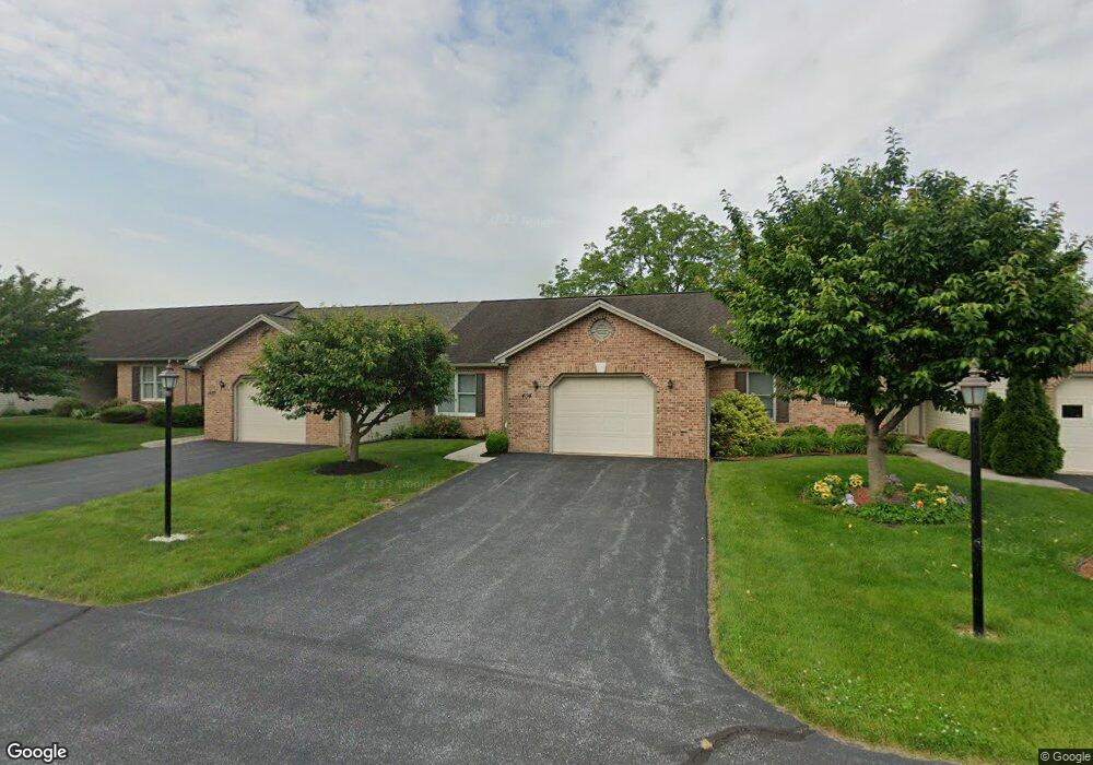 404 Benjamin Dr, Chambersburg, PA 17201 - photo 1