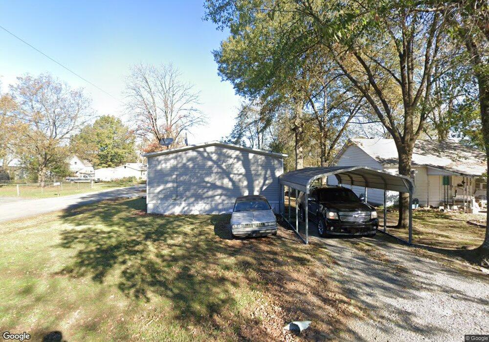 710 W 3rd St, Stuttgart, AR 72160 - photo 1