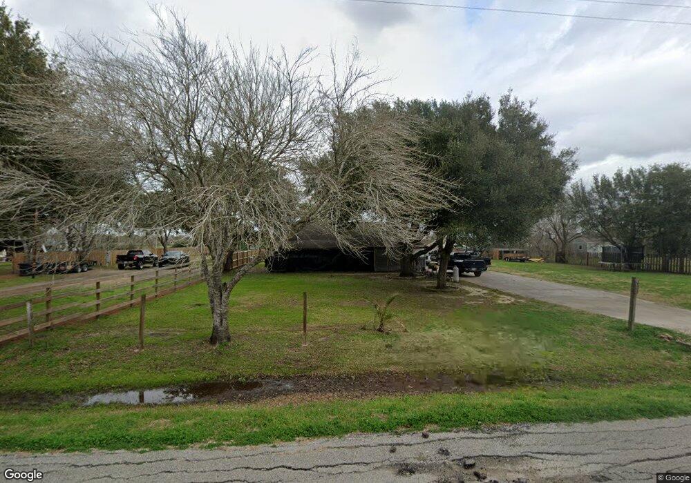 4635 Hill Side Ln, Needville, TX 77461 - photo 1