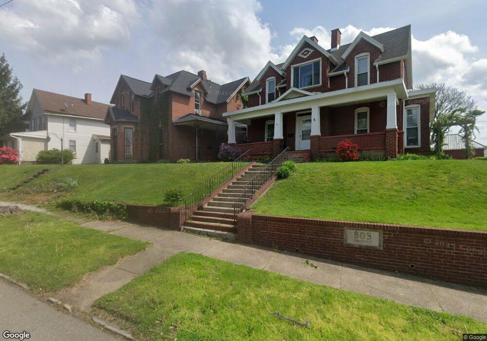 811 Chestnut St, Coshocton, OH 43812 - photo 1