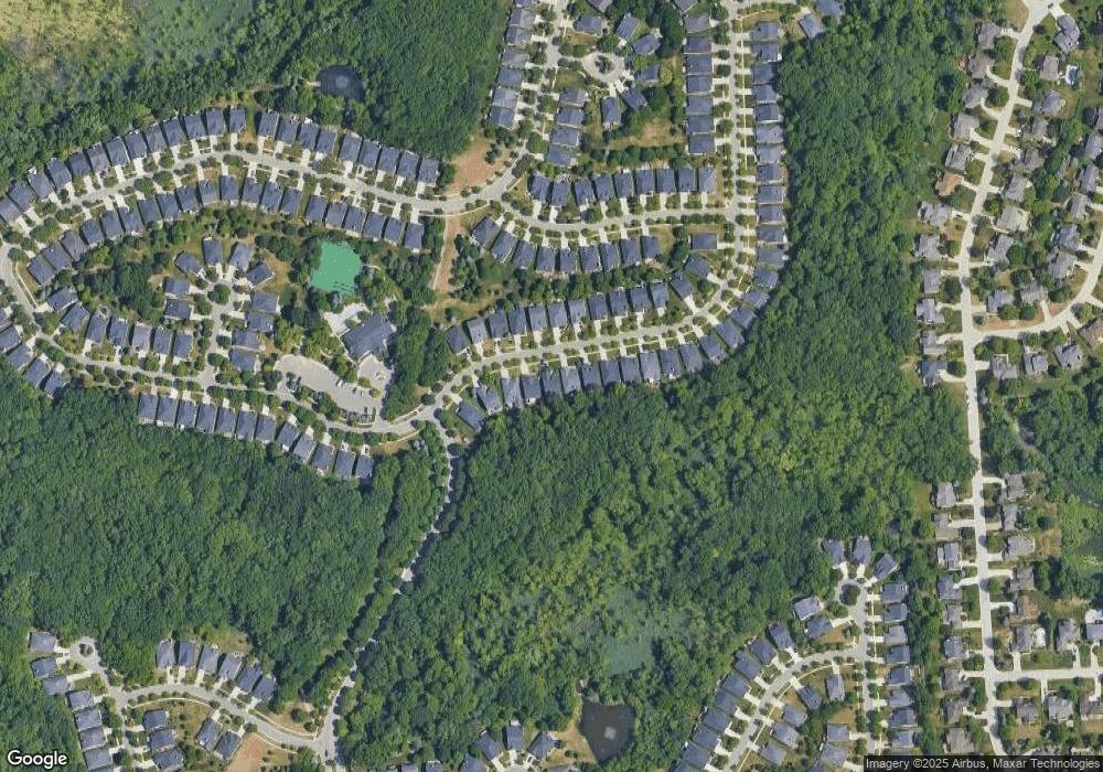 3870 Hillsdale Dr, Auburn Hills, MI 48326 - photo 1