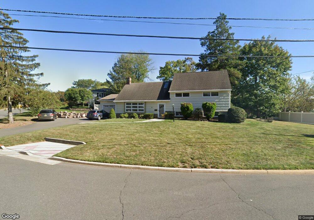 4 Clive Hills Rd, Edison, NJ 08820 - photo 1