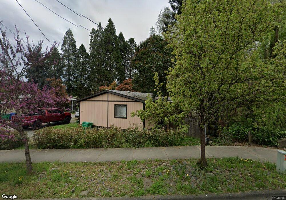 1107 W Harbeck Rd, Grants Pass, OR 97527 - photo 1